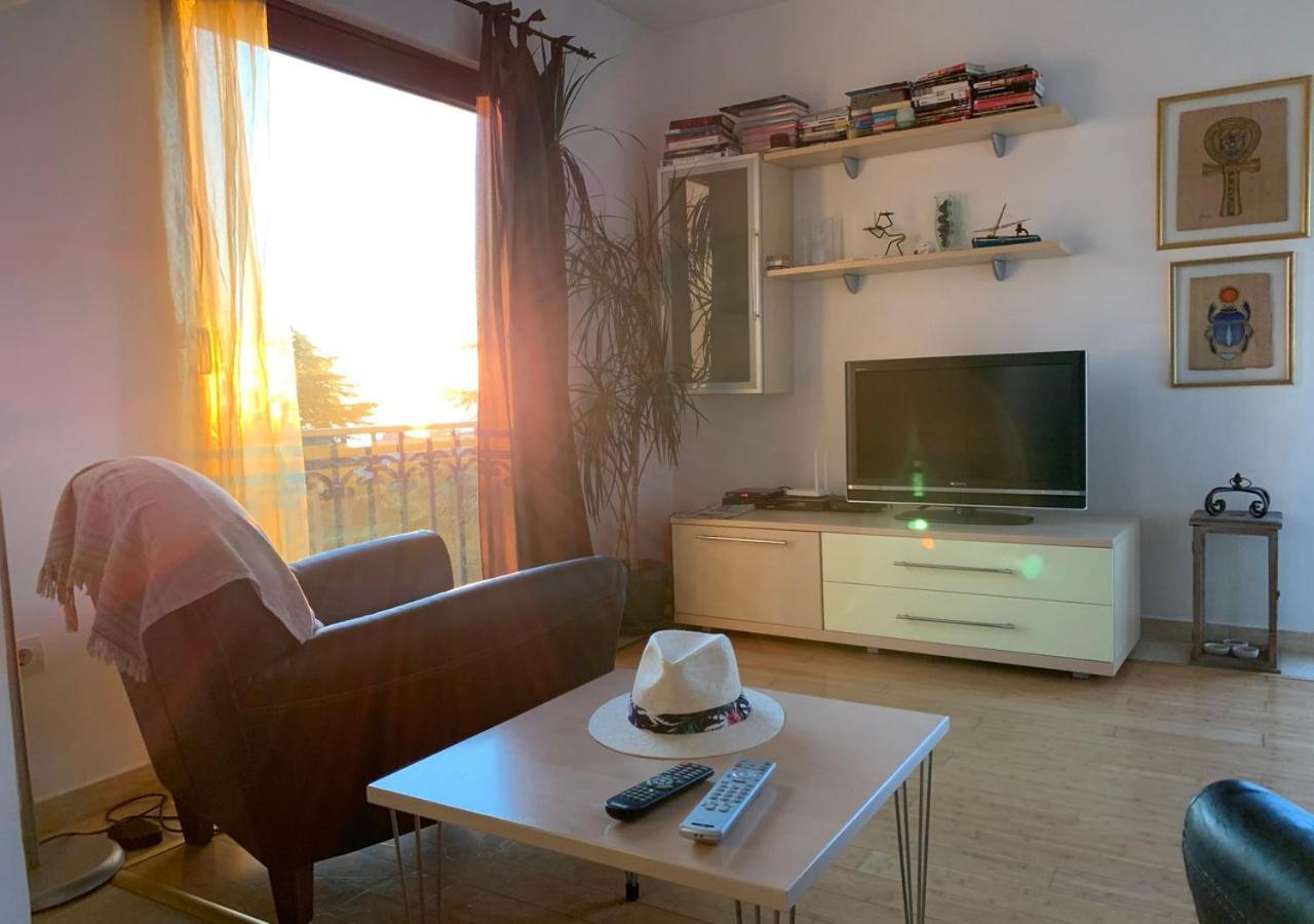 Regent Apartment Petrovac Екстер'єр фото